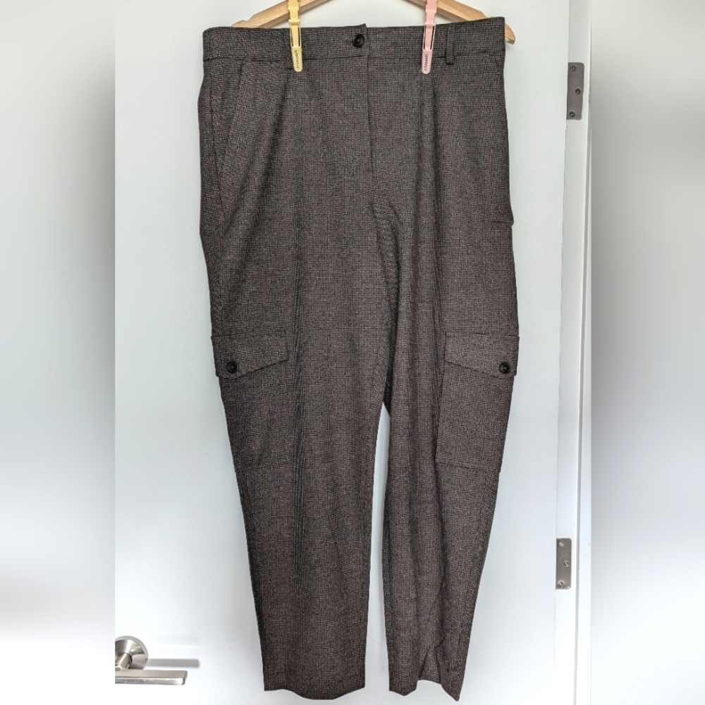 NWOT RW&Co Houndstooth Tapered Cargo Trouser